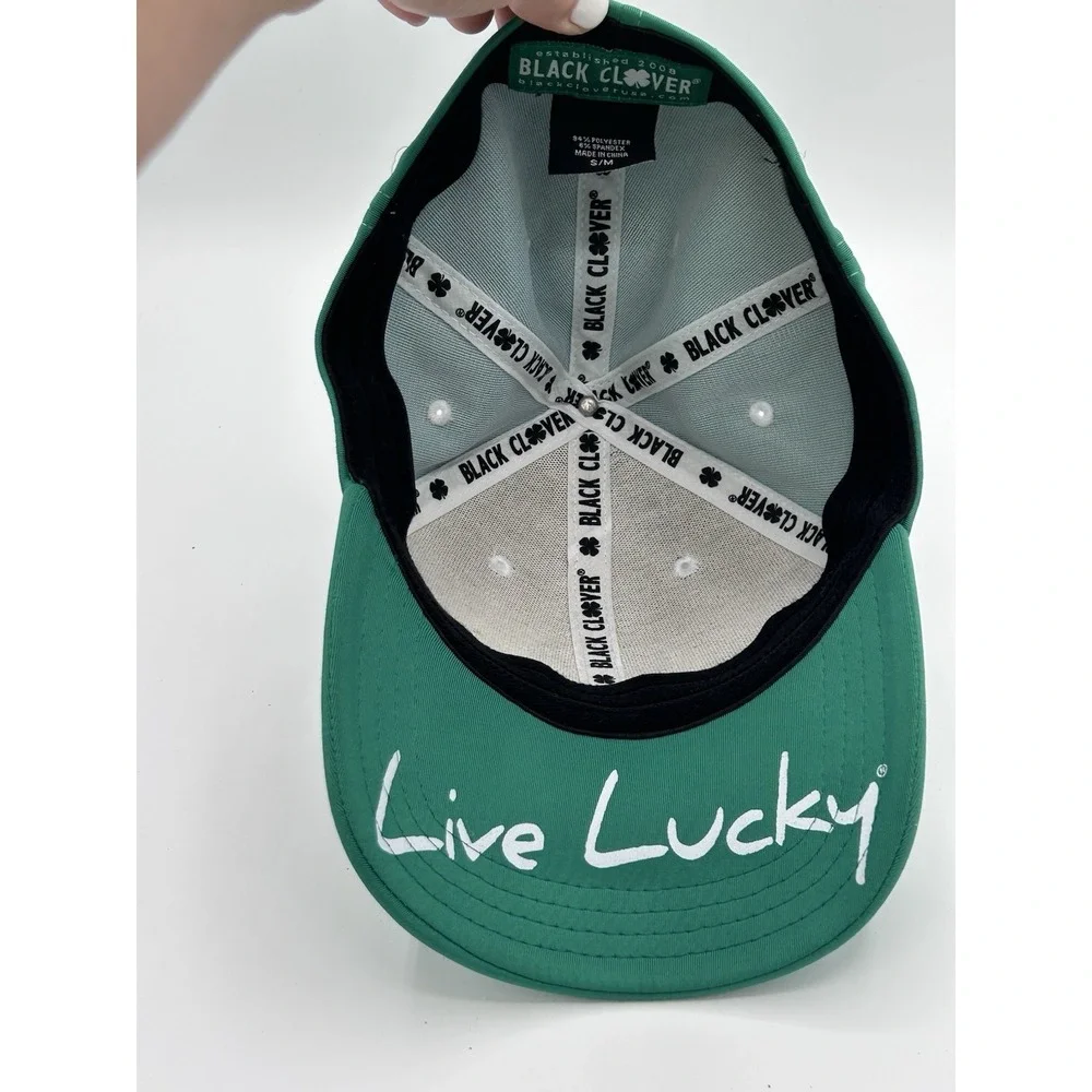 BLACK CLOVER Live Lucky Kelly Green A-Flex Fit S/M Baseball Hat Cap Golf Preppy